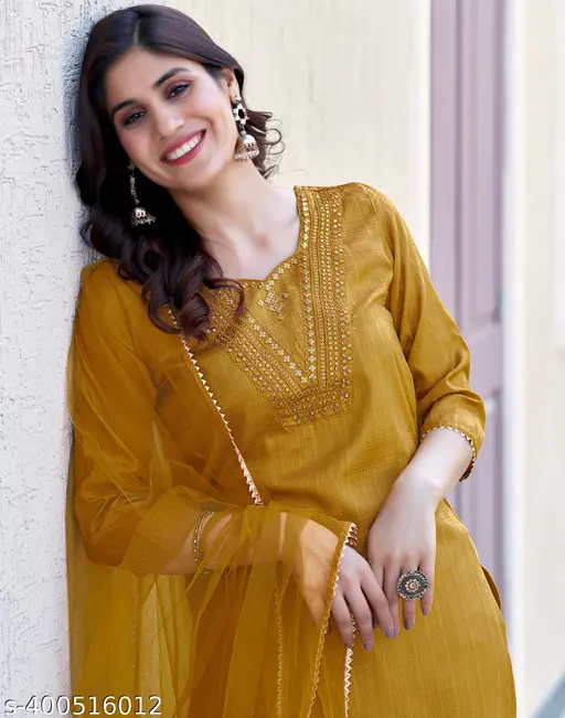 Women Aaliacut kurta, Pant and Dupatta set
